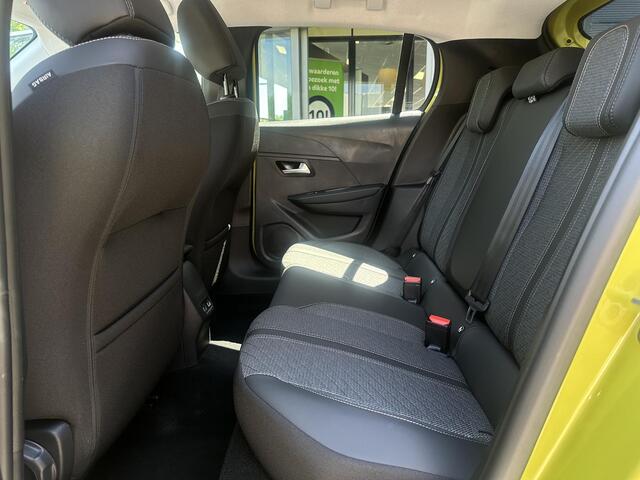 Peugeot 208 1.2 Hybrid 110 e-DCS6 Allure | Climate Control | Navigatie | Full LED | DAB | Parkeercamera/-sensoren | Apple Carplay/Android Auto | Dode hoekdete