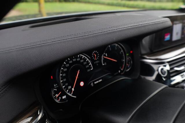 BMW 5-Serie Touring 530d High Executive Aut. | Panorama | Adap. Cruise | staat | Harman-Kardon | Full Led | Historie | NAP |