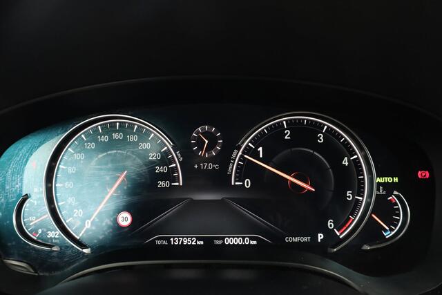 BMW 5-Serie Touring 530d High Executive Aut. | Panorama | Adap. Cruise | staat | Harman-Kardon | Full Led | Historie | NAP |