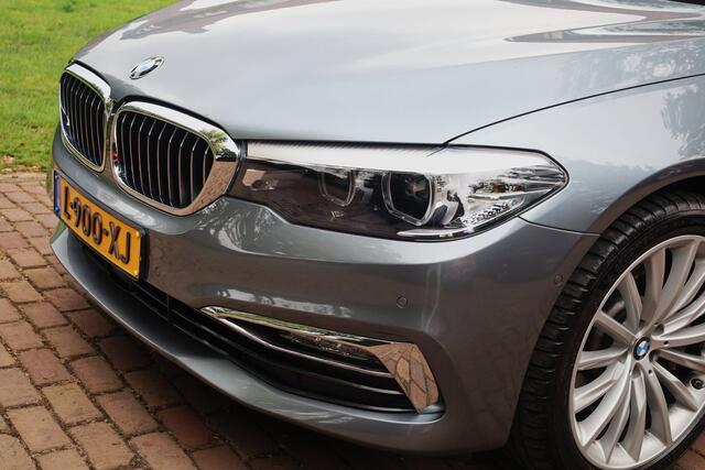 BMW 5-Serie Touring 530d High Executive Aut. | Panorama | Adap. Cruise | staat | Harman-Kardon | Full Led | Historie | NAP |