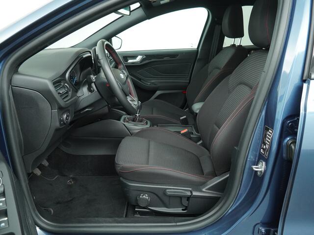 Ford Focus Wagon ST-Line Hybrid 125pk | SYNC 4 | All-Season | 100% Dealer onderhouden | LED | Clima | Cruise | Draadloos CarPlay |