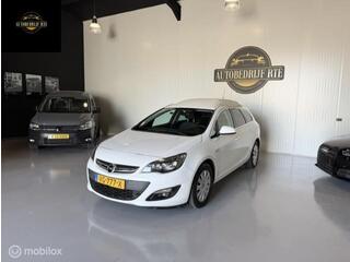 OPEL ASTRA Sports Tourer 1.7 CDTi ecoFLEX Edition voljaarAPK