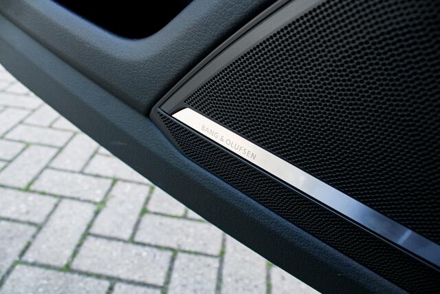 Audi A6 Avant 55 TFSI e quattro Competition | Individual Quantumgrijs | Softclose | Pano | B&O | HUD | Memory