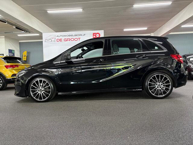 Mercedes-Benz B-Klasse 180 Business Solution AMG/ NL auto/ Pano/ Automaat