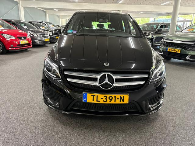 Mercedes-Benz B-Klasse 180 Business Solution AMG/ NL auto/ Pano/ Automaat