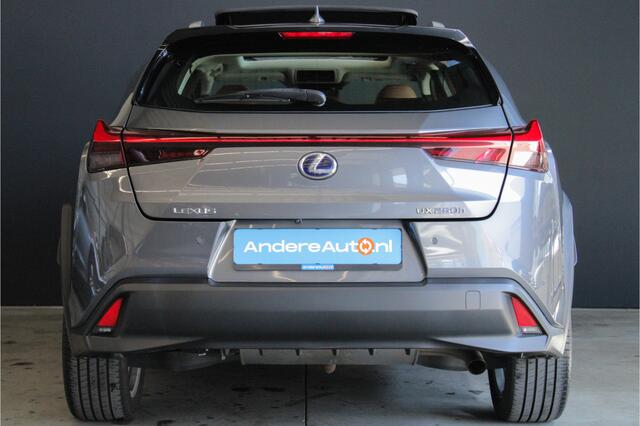 Lexus UX 250h Executive Line |President Pack|360 camera|elek stoel|leder|