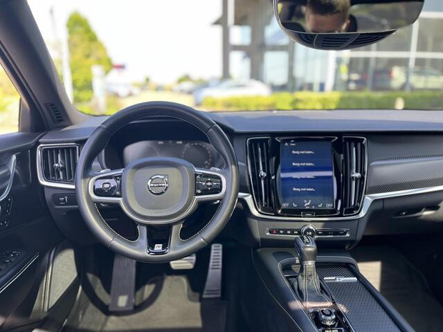 Volvo V90 T5 R-Design | 360 Graden Camera | Trekhaak | Carbon Interieurlijsten | Panoramadak |