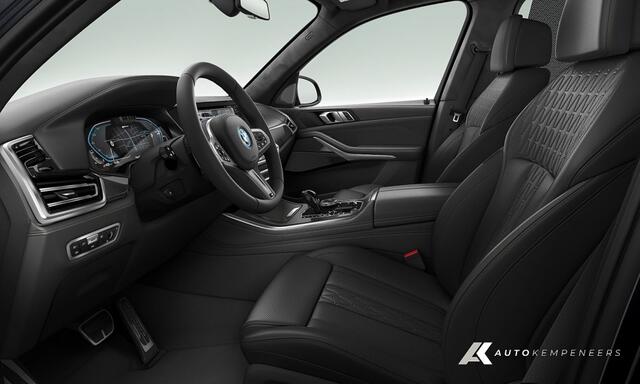 BMW X5 xDrive45e M-Sport | Panorama | Comfort Seats | Stoelventilatie | Leder Dash. | Alcantara Hemel | Head-Up | Driving Ass. Prof. | 22' Inch |