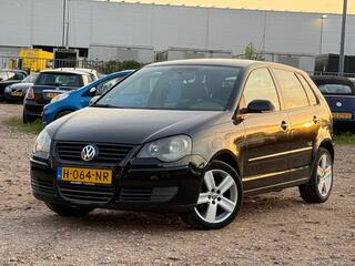 Volkswagen Polo (2009 - 2017)