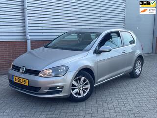 Volkswagen Golf VII