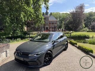 VOLKSWAGEN GOLF 1.5 eTSI R-Line | Camera | Adaptive |