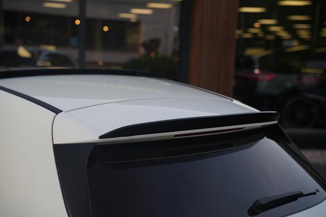 Mercedes-Benz A-Klasse 200 Launch Edition Premium Plus AMG panoramadak AMBIENT Apple Carplay Brake assist Camera Multimedia Getint glas 19L.M. Cruise Navi