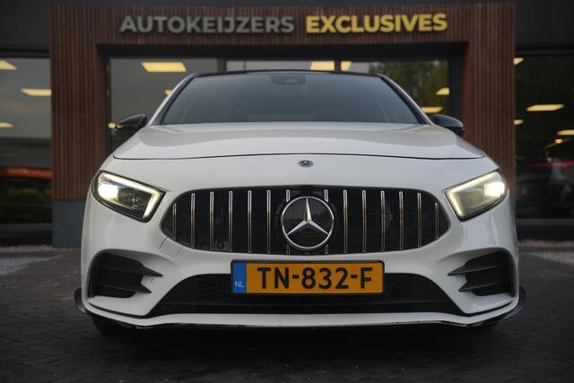 Mercedes-Benz A-Klasse 200 Launch Edition Premium Plus AMG panoramadak AMBIENT Apple Carplay Brake assist Camera Multimedia Getint glas 19L.M. Cruise Navi