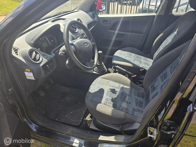 Ford Fiesta 1.3-8V Cool & Sound