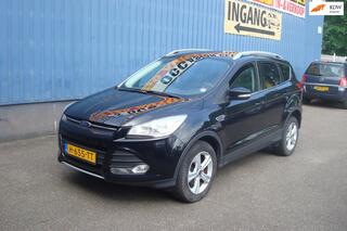 FORD KUGA 1.6 Trend Airco, privacy glas, trekhaak