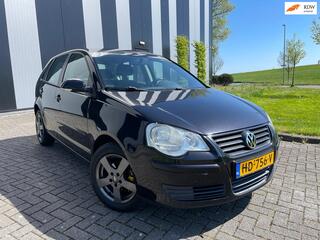 Volkswagen Polo (2009 - 2017)