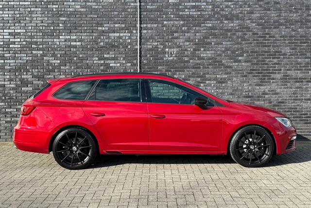 Seat Leon ST 2.0 TSI CUPRA 4Drive PERFORMANCE|Virtual|Panorama|ACC|Beats|DEALER ONDERHOUDEN