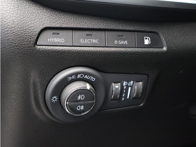 Jeep Compass 4xe 240 Plug-in Hybrid Electric S TREKHAAK