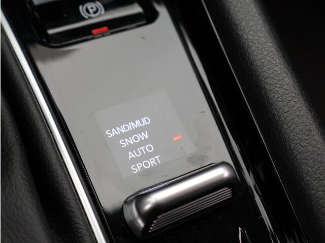 Jeep Compass 4xe 240 Plug-in Hybrid Electric S TREKHAAK