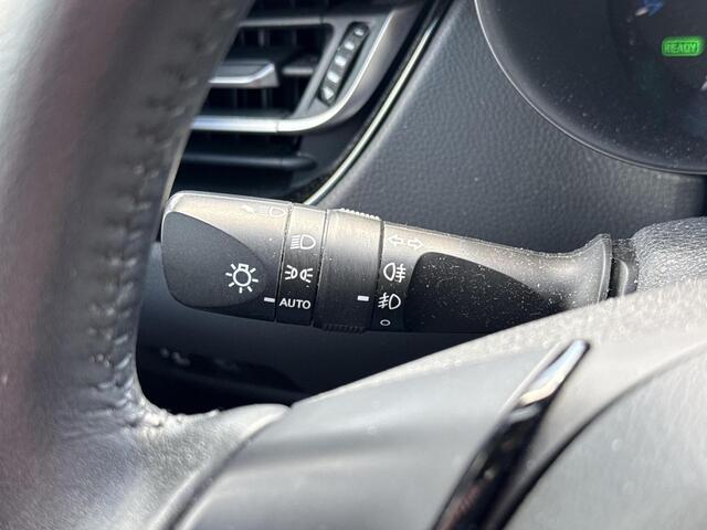Toyota C-HR 1.8 Hybrid First Edition JBL AUDIO/ STUURVERWARMING/ DODEHOEK DETECTIE