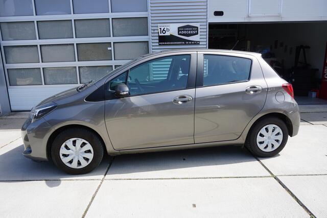 Toyota Yaris 1.3 VVT-i Now Airco|Trekhaak|