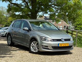 VOLKSWAGEN GOLF 1.0 TSI Comfortline | Cruise + Clima + Navi nu � 7.975,-!!!