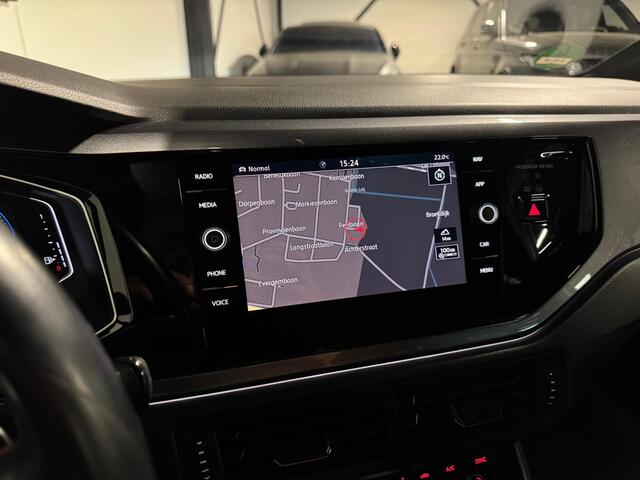 Volkswagen Polo 1.6 TDI R-Line PANO KEYLESS CAM CARPLAY