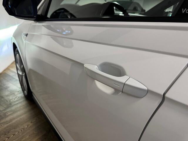Volkswagen Polo 1.6 TDI R-Line PANO KEYLESS CAM CARPLAY