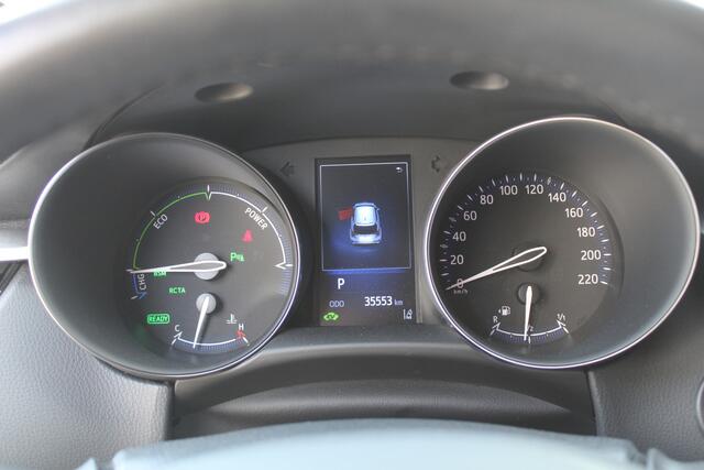 Toyota C-HR 1.8 Hybrid Executive Stuur- en stoelverwarming l Trekhaak l Alarm l PDC voor en achter