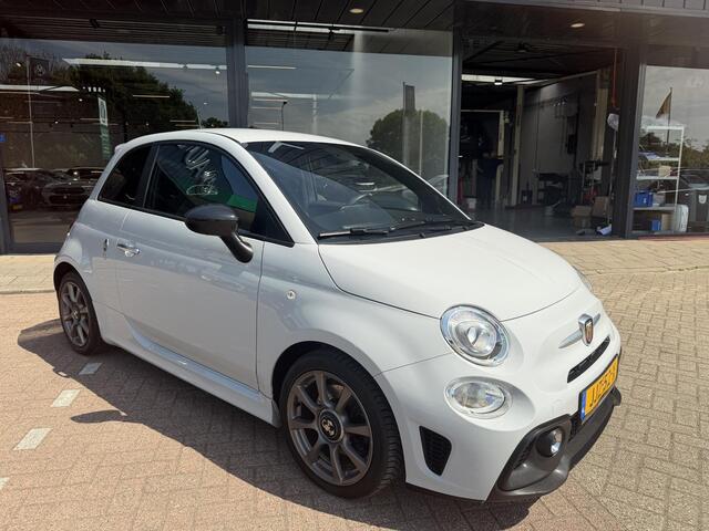 Fiat 500 ABARTH 1.4 T-Jet Turismo 595 | 70TH ANNIVERSARY | NARDO GREY | NAVIGATIE | APPLE/ANDROID CARPLAY | PISTA | LED | AIRCO | PARKEER SENSOREN