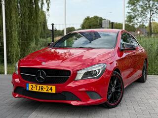 MERCEDES-BENZ CLA-KLASSE 180 Ambition AMG / AIRCO / PDC
