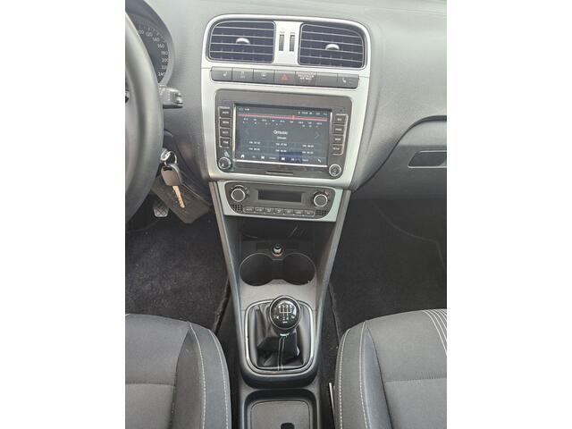 Volkswagen Polo 1.2-12V Match, clima, navigatie, stoelverwarming, led.