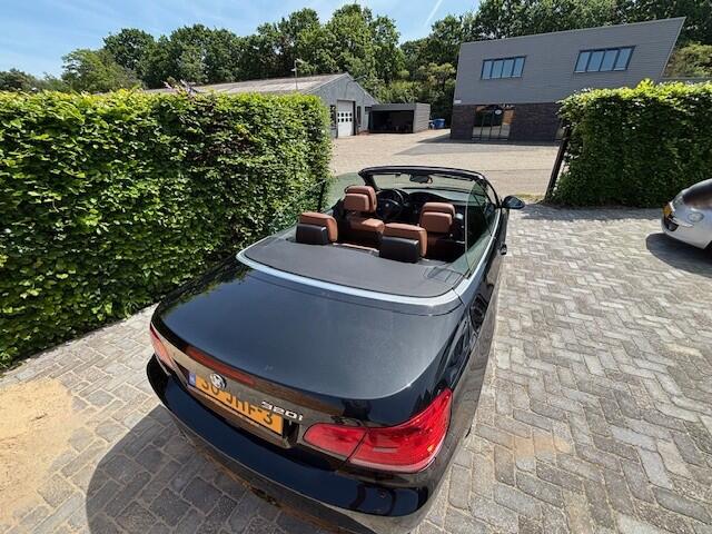 BMW 3-Serie Cabrio 320i Automaat Ecc Lmv Navi