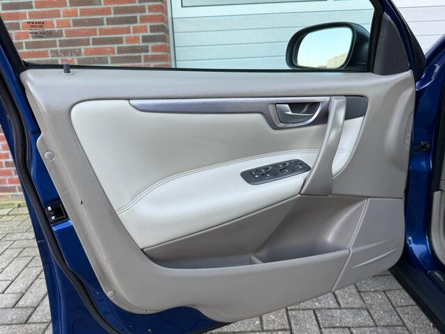 Volvo V70 2.4 T Ocean Race Airco Automaat Cruise Leder