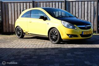 OPEL CORSA 1.4-16V Color Race Edition Airco/Nieuwe APK