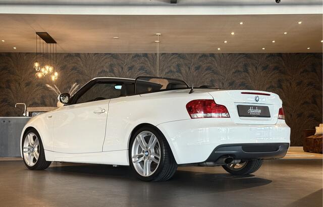 BMW 1-Serie Cabrio 118i High Exe I M-Pakket I Xenon I Navi I Nette auto