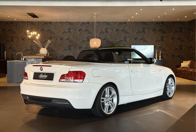 BMW 1-Serie Cabrio 118i High Exe I M-Pakket I Xenon I Navi I Nette auto