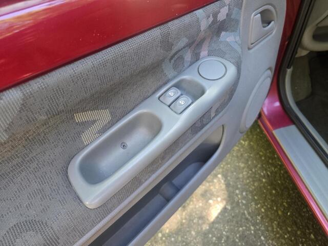 Renault Twingo 1.2 Kenzo Airco APK 02-27 NAP