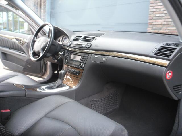 Mercedes-Benz E-Klasse E500 5.0 Avantgarde V8