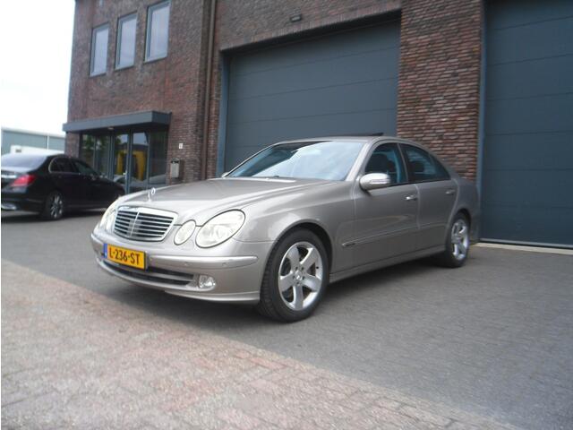 Mercedes-Benz E-Klasse E500 5.0 Avantgarde V8