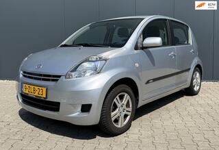 DAIHATSU SIRION 2 1.3-16V Prestige Airco 5 Deurs Nieuw APK
