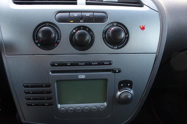 Seat Leon 1.4 / Airco / Elektrische ramen / APK 