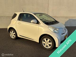 Toyota iQ
