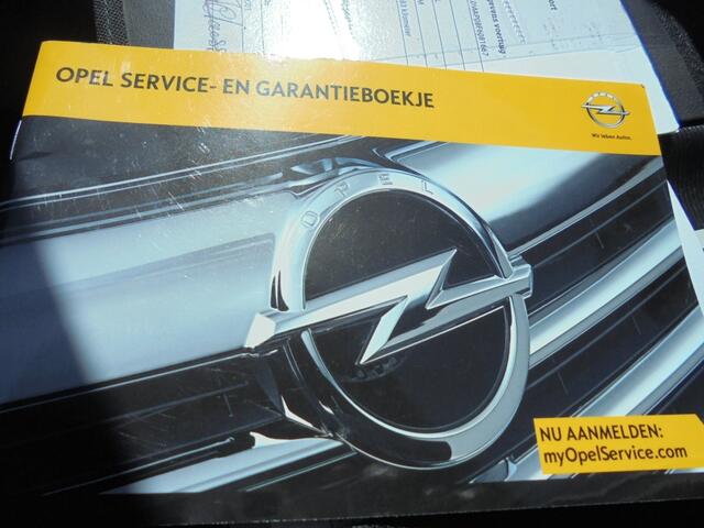 Opel Adam 1.4 100pk Slam Black Favourite