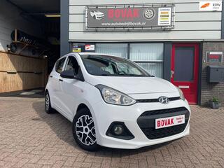 HYUNDAI I 10 1.0i i-Drive Sound White edition