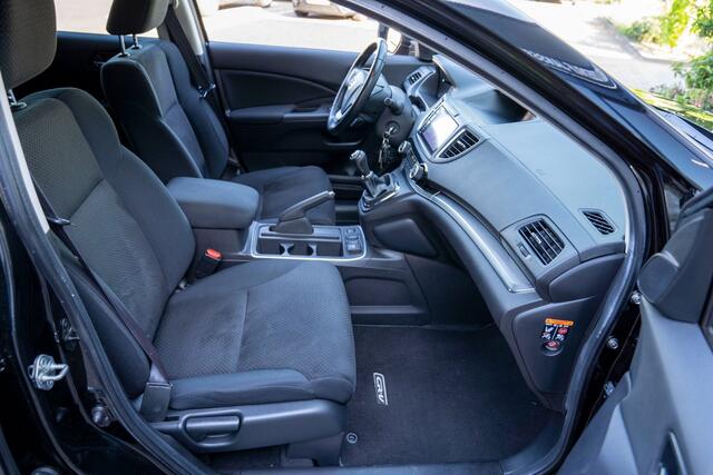 Honda CR-V 2.0 Elegance|Prijs rijklaar incl 12 mnd garantie| Trekhaak Camera Stoelverwarming Navi Clima