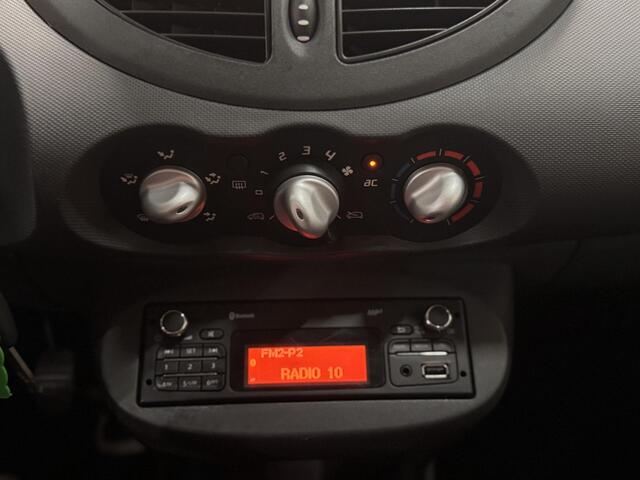 Renault Twingo 1.2 16V 75pk Parisienne Airco Bluetooth LM Velgen Dakspoiler ISOFIX 76.000km 