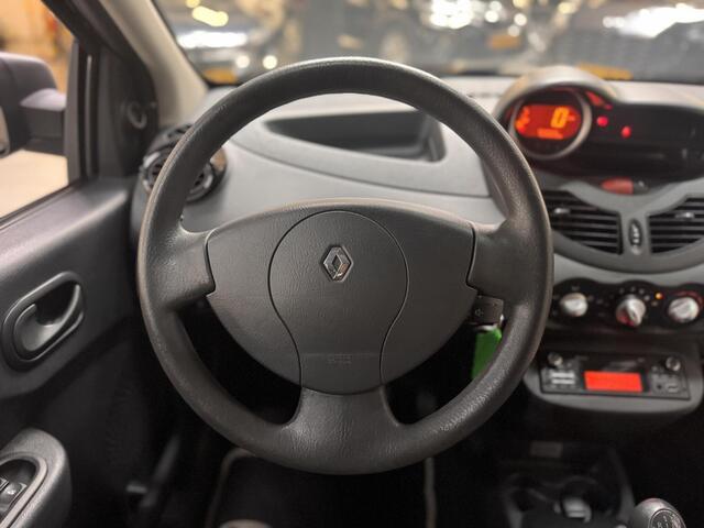Renault Twingo 1.2 16V 75pk Parisienne Airco Bluetooth LM Velgen Dakspoiler ISOFIX 76.000km 