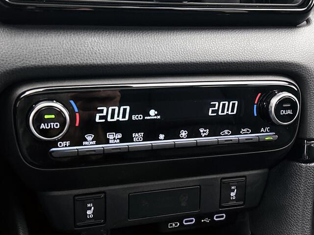 Toyota Yaris 1.5 Hybrid 130 Launch Edition | Panorama dak | JBL | Head-up display | Stoel en stuurwielverwarming | Onderweg-naar-dealer