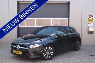 MERCEDES-BENZ A-KLASSE 180 Business Solution, Trekhaak, Camera, Navi, Cruise
